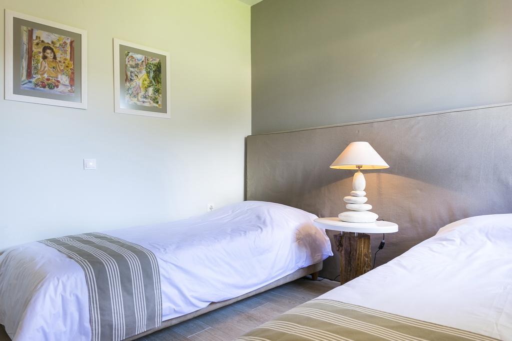 Olive Grove Studios & Apartments Svoronata Ngoại thất bức ảnh