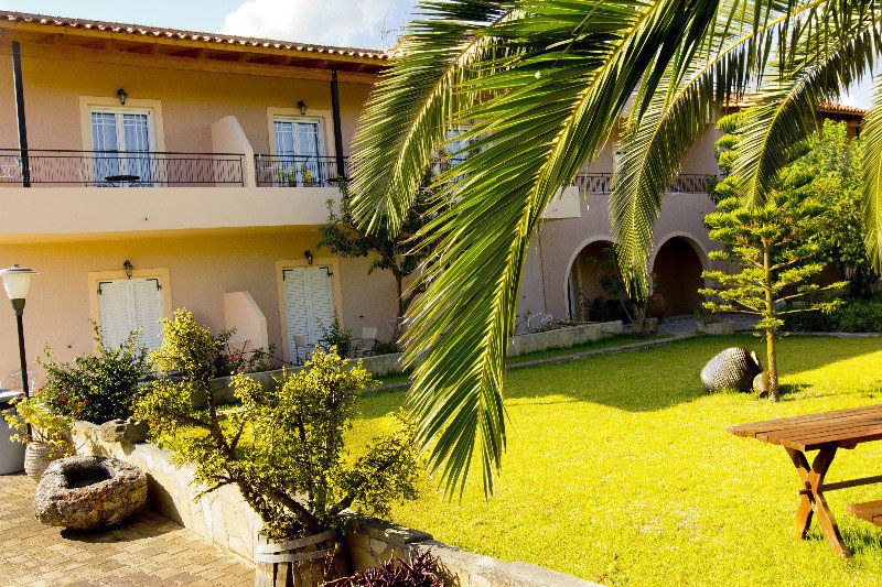 Olive Grove Studios & Apartments Svoronata Ngoại thất bức ảnh